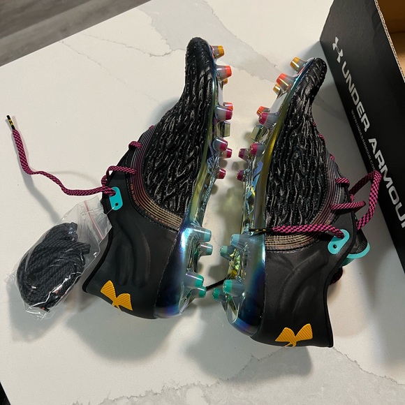 BRAND NEW MENS SIZE 11 UA CLONE MAGNETICO PRO SOCCER CLEATS LIMITED EDITION - Picture 4 of 14